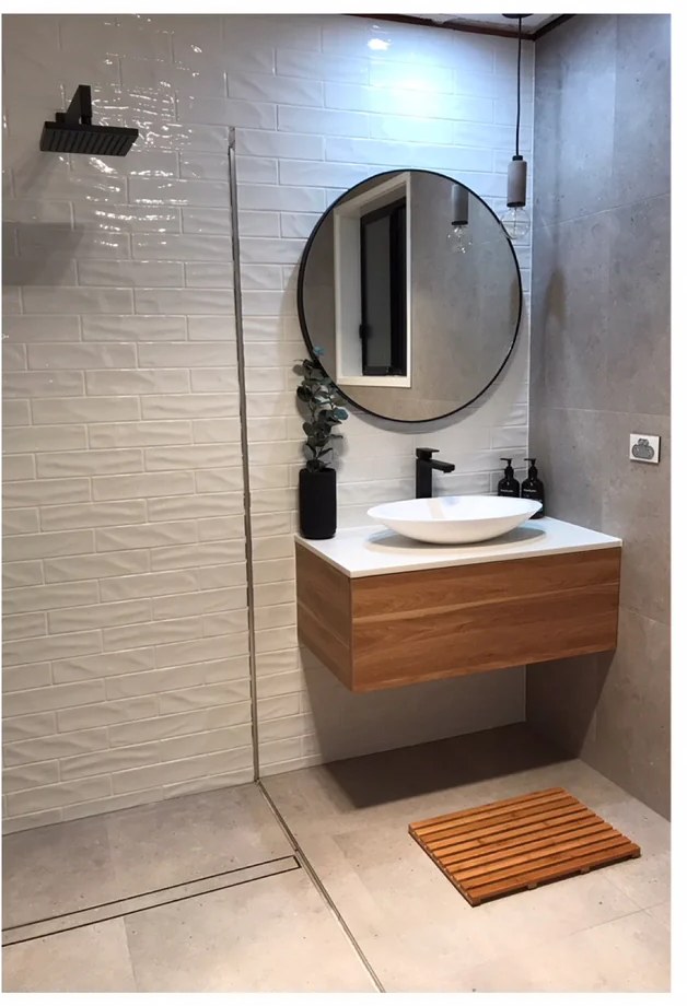 Brighouse en-suite after